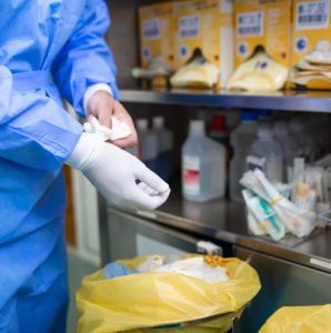 Pengambilan Contoh Uji Limbah B3